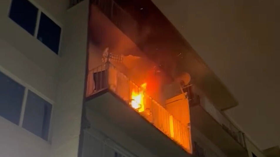 Miami apartment fire displaces 15 residents, two transported with smoke inhalation, officials say — Wellington Health news
