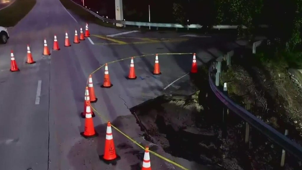 Davie road collapses after water main break, police say — Wellington Community news