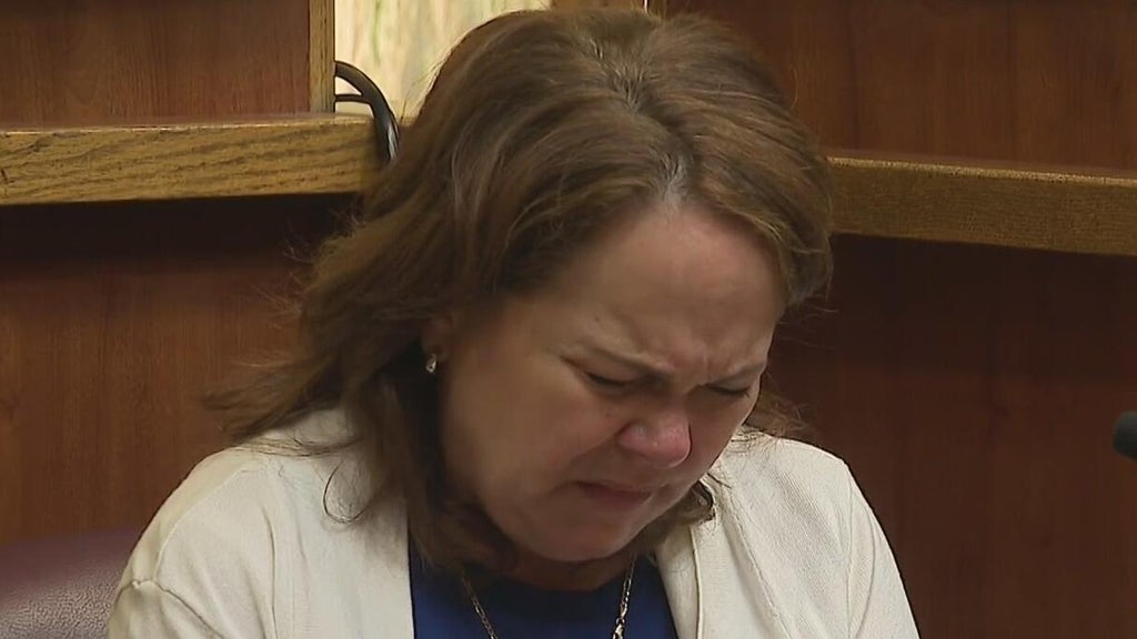 Alberto Sierra's mom takes the stand in his death penalty trial for murder of wife, 3 girls — CBS Miami, Wellington Community news