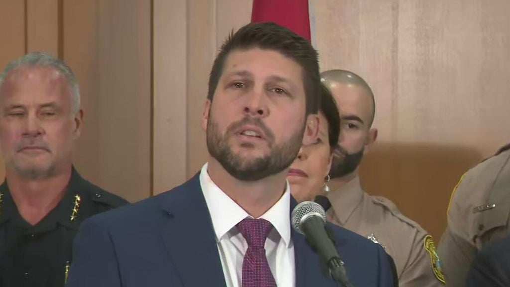 New arrest warrant issued for Cuba's Raúl Castro, Florida AG announces — CBS Miami, Wellington Community news