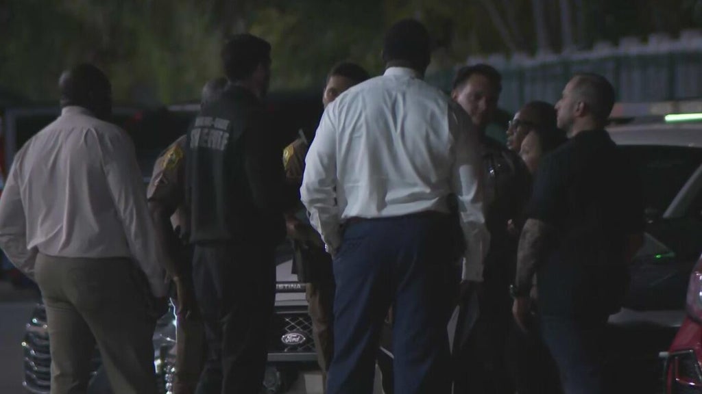 Questions remain after man, woman found dead after murder-suicide in northeast Miami-Dade — Wellington Community news