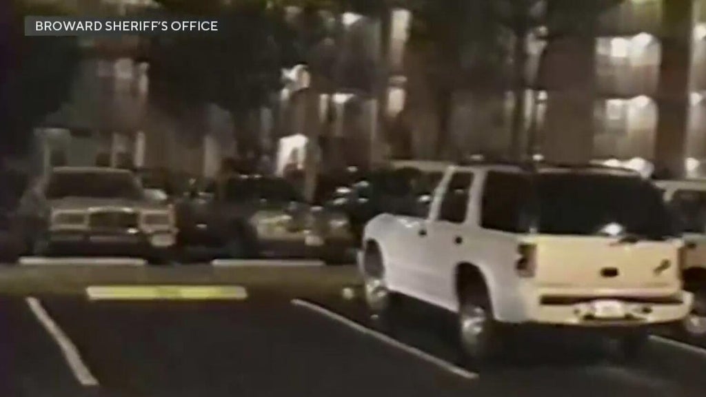2 women arrested 19 years after man was murdered in Lauderdale Lakes apartment, BSO says — CBS Miami, Wellington Community news