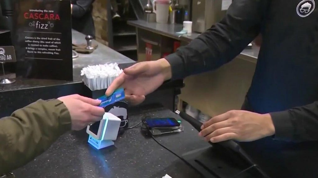Now is the time to budget so holiday spending can be planned, paid without breaking the bank — CBS Miami, Wellington Community news