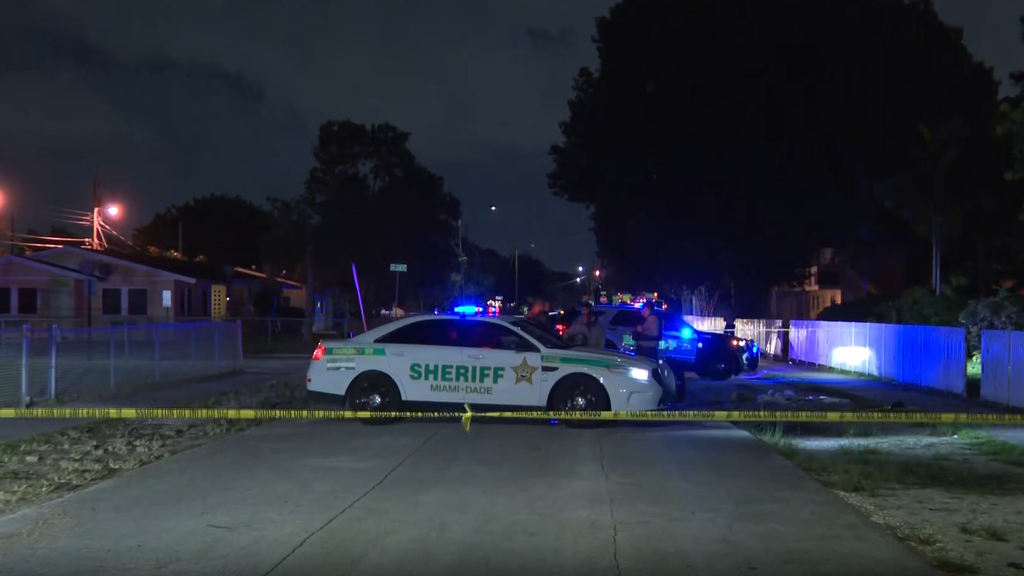 Woman identified in arson attack in northwest Miami-Dade, leaving 80% of man's body critically burned — CBS Miami, Wellington Health news