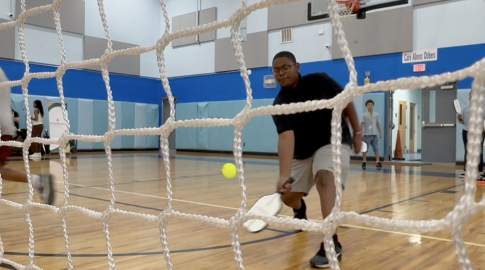 Palm Beach Royals ambassadors bring pickleball to the Boys & Girls Clubs of Palm Beach County — WPTV Sports, Wellington Technology news