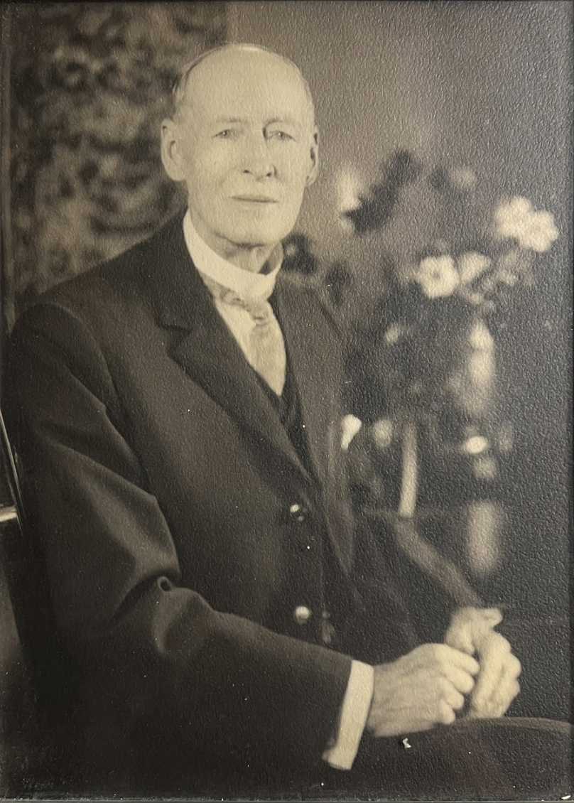 'Ghostbusters' creator reveals great-grandfather was a real-life paranormal investigator — WPBF Entertainment Palm Beach, Wellington Arts news